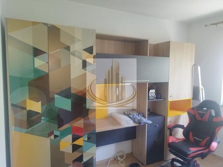 Apartament cu 3 camere, complet renovat și mobilat | Calea Șagului