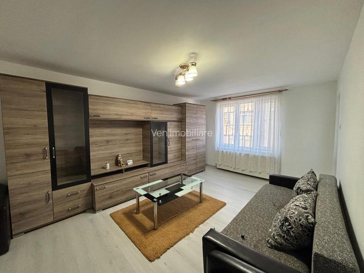 Apartament de vanzare, 2 camere, 50 mp, etaj 3, zona Independentei - 3