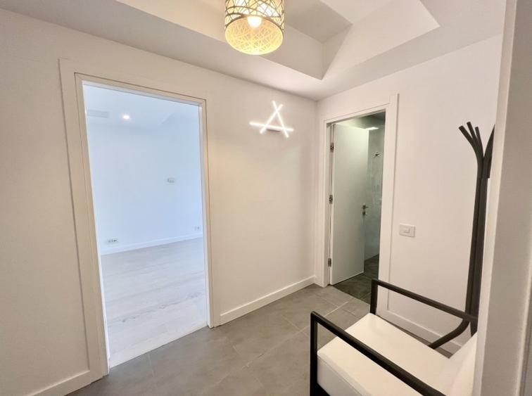 Investitie Office - Cladire de birouri- Piata Romana