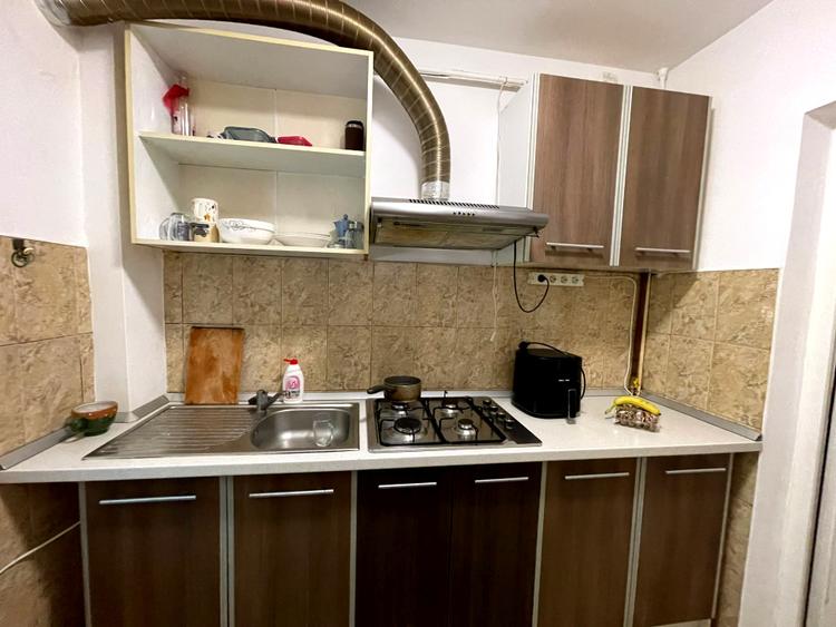 Apartament 2 camere, Etaj 1, zona Pacurari - Alpha Bank, Iasi