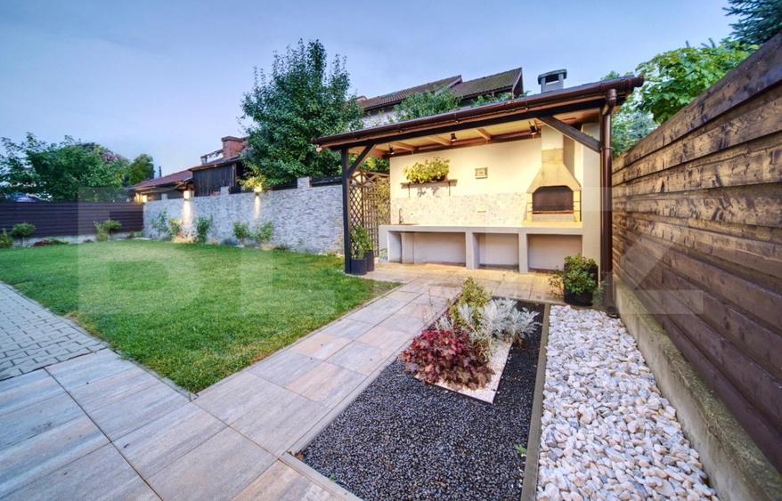 Apartament cu 3 camere, 75 mp, parcare, zona Sanpetru