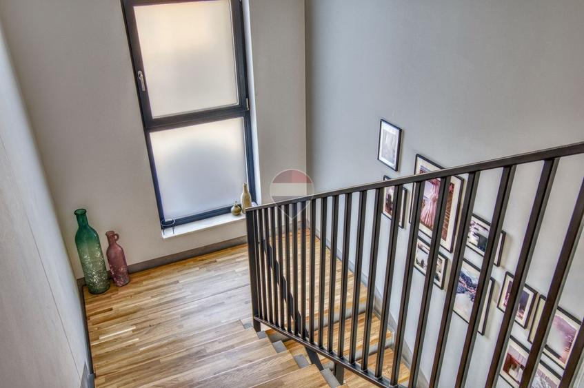 Duplex 4 camere, superfinisat, terasa, zona linistita in Someseni