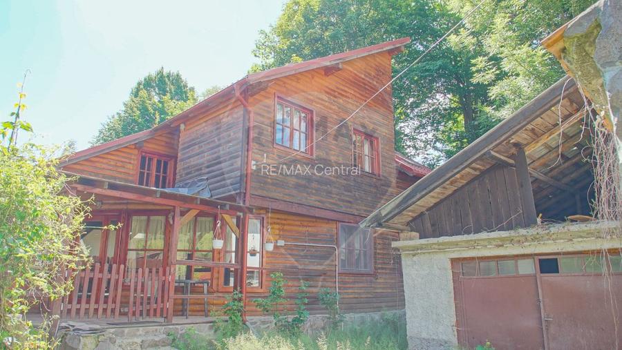 Casă din lemn la 1 km de Castelul Bran, potențial turistic! - 13
