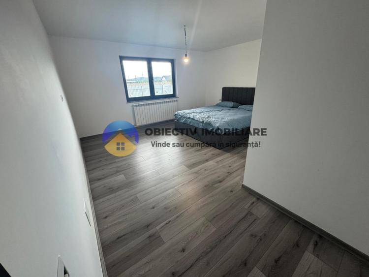 Casa+ teren de vanzare Dumbrava Rosie