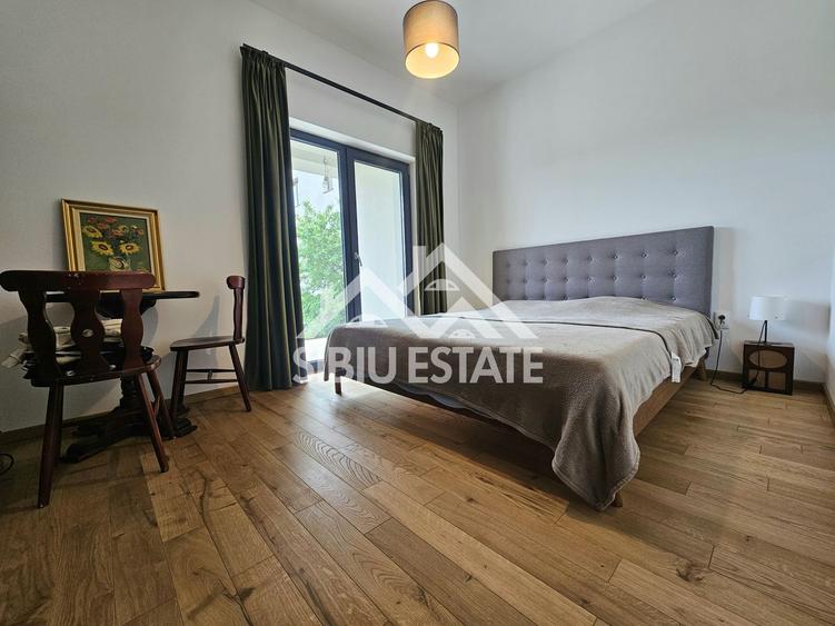 Casa moderna HOME & BUSINESS