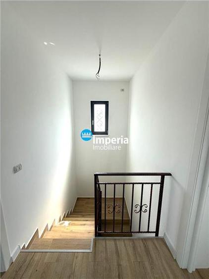 Vila P+E 126 mp, beci, 465 teren, Asfalt, Omenia, Valea Adanca