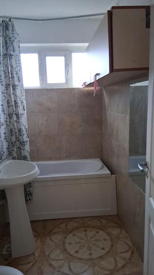 Apartament cu 2 camere, zona Podu Ros