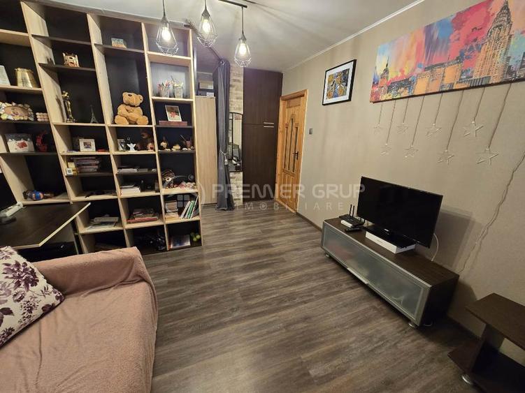 Apartament 3 camere 2 bai 74mp, Nicolina, CT, decomandat