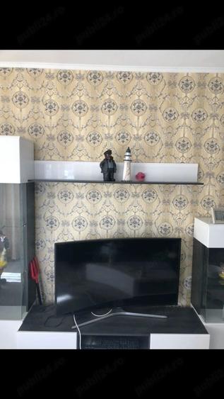 Apartament 4 camere de vanzare Ultracentral Craiova( Mercur) Pret Negociabil