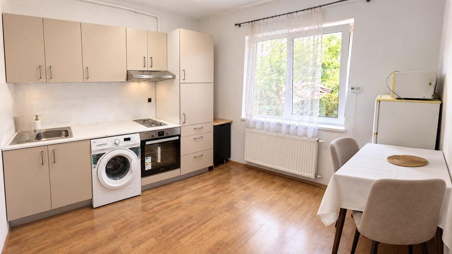 Apartament 48 mp, str. Traian Mosoiu, et.1, CT, loc de parcare
