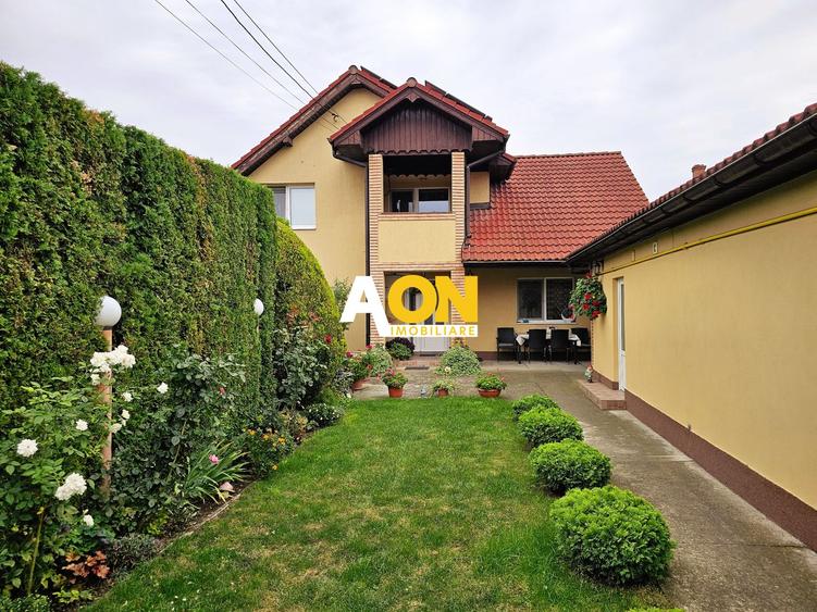 Casa 6 camere, 715 mp teren, langa Cetatea Alba Carolina