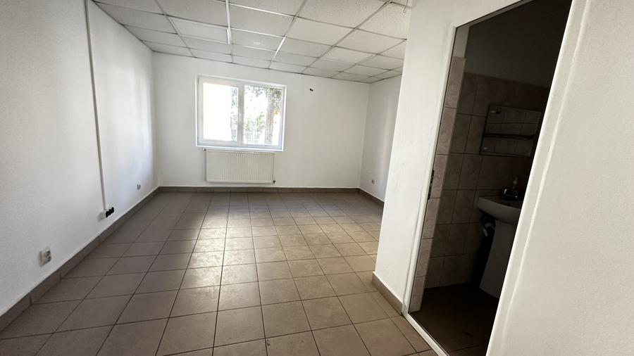 Inchiriere Spatiu Comercial 130 mp la Bulevard cu vad si parcare
