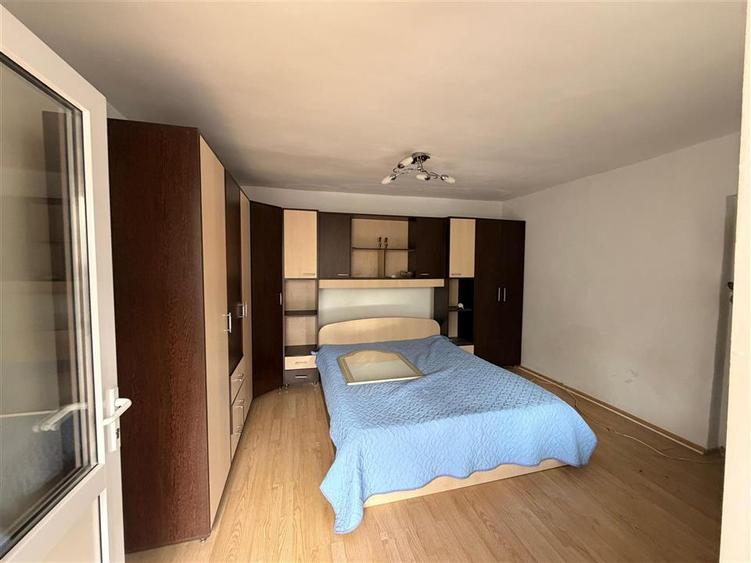 Doua case in Brasov, 680 mp teren, zona Aurel Vlaicu, Brasov