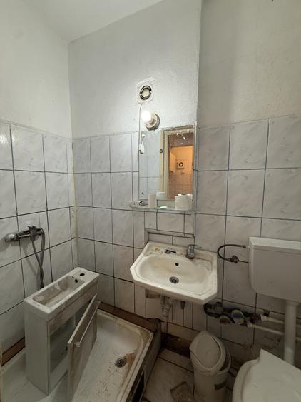 Apartament cu o camera, 22 mp utili, parter - COMPLEXUL STUDENTESC