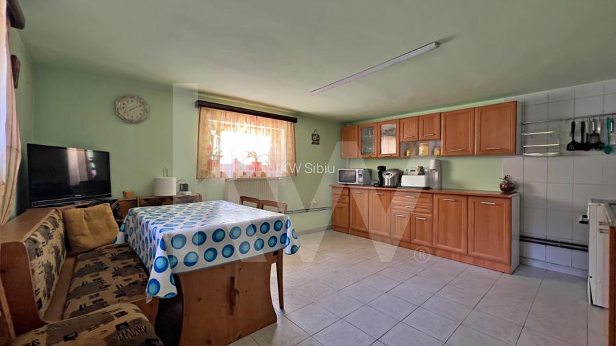 Casă 6 camere D+P+M-238 mp utili, 514 mp curte, Zona  Cartier Kogalniceanu - 6