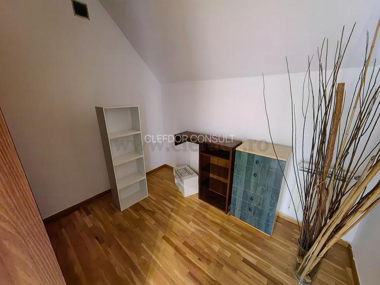 Vilă cu piscina langa British School - 13