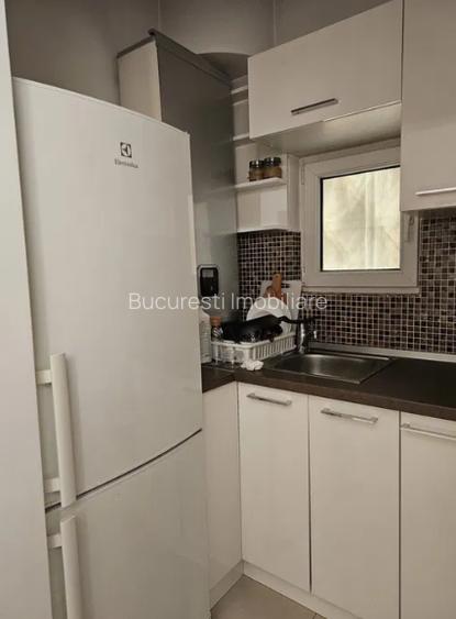 Garsoniera Romana,Metrou Universitate, Loc parcare,INCALZIRE PARDOSEALA, Utilata - 4