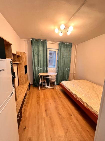 Garsonieră zona Bularga Pod Bucium,etaj 2,nouă - 7