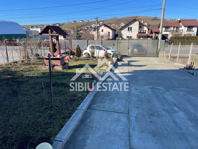 Casa duplex 100 mp utili, la intrare Sura Mare teren 1500 mp teren - 2