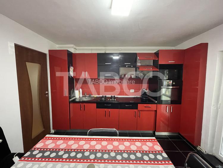 Apartament cu 2 camere decomandate si balcon de inchiriat in Strand - 8