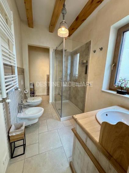 Casa cu 4 camere 160 mp + curte 250 mp, parcare, pet friendly, zona Tractorul - 14