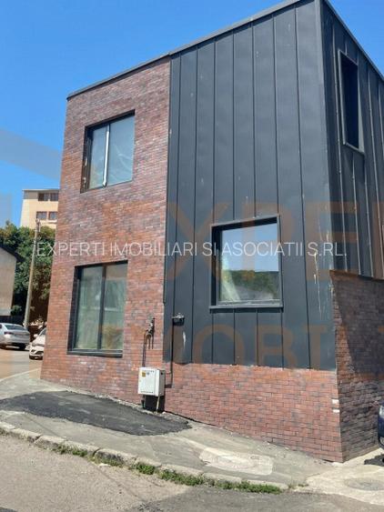 DUPLEX P+1, situat in zona DACIA - 14