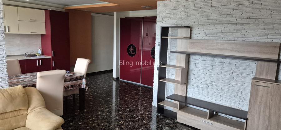 Apartament cu 3 camere, parcare, balcon, zona Terra - 3