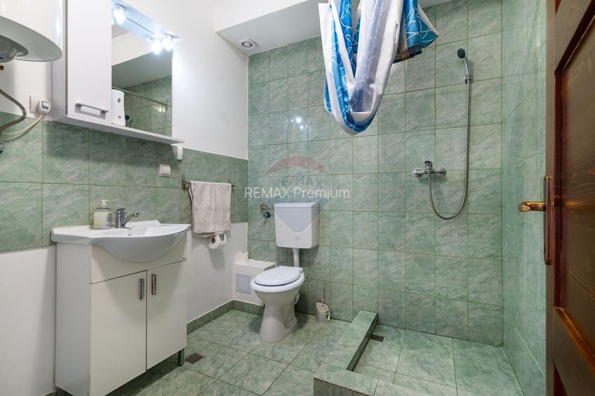 Cabana cu 7 camere de vânzare, 387 mp util, 1300 mp teren! - 21