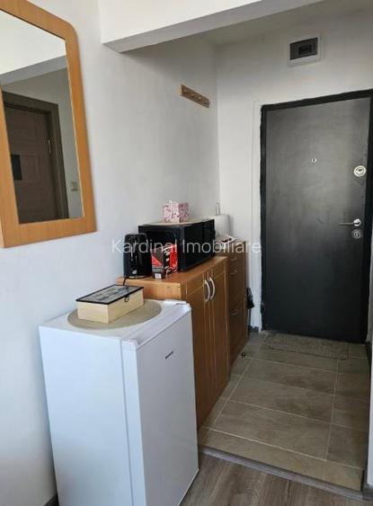 Vanzare garsoniera  mobilata etaj intermediar Tractorul - 3