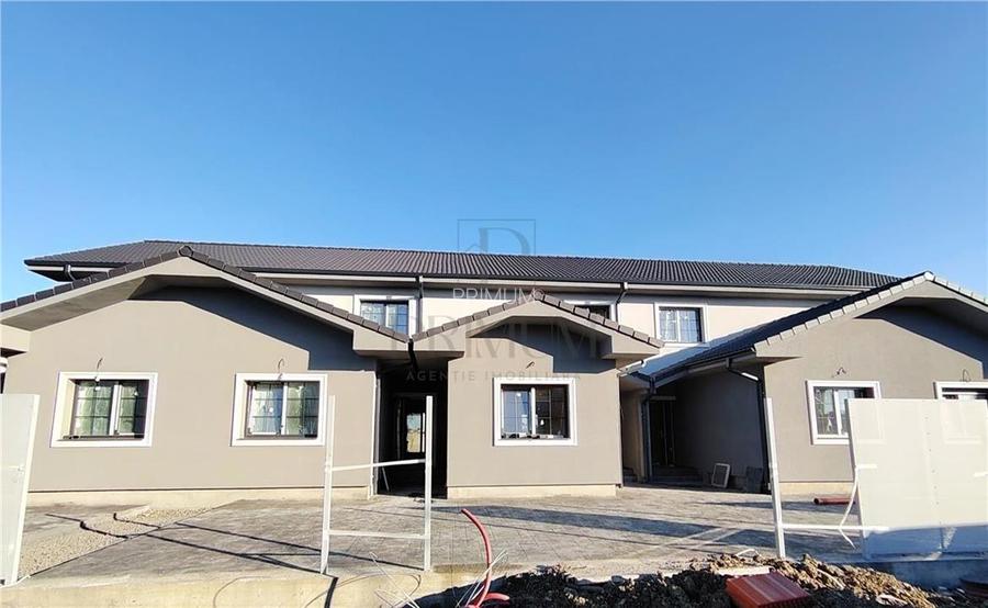 Casa insiruita - toate utilitatile - personalizare interioara - zona buna - 2