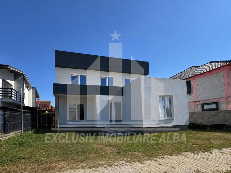 Casa individuala | 180 mp | 500 mp teren | Toate utilitatile | Recea