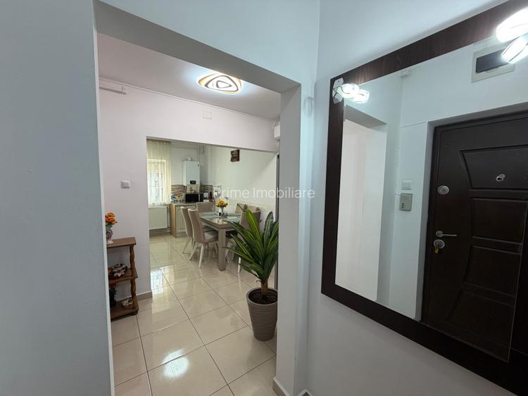 Apartament cu 2 camere, decomandat, 50 mp + loc de parcare - Cetate - 6