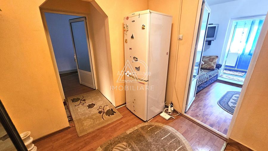 Apartament 2 camere de închiriat – decomandat, mobilat și utilat – zona 8 Mai - 5