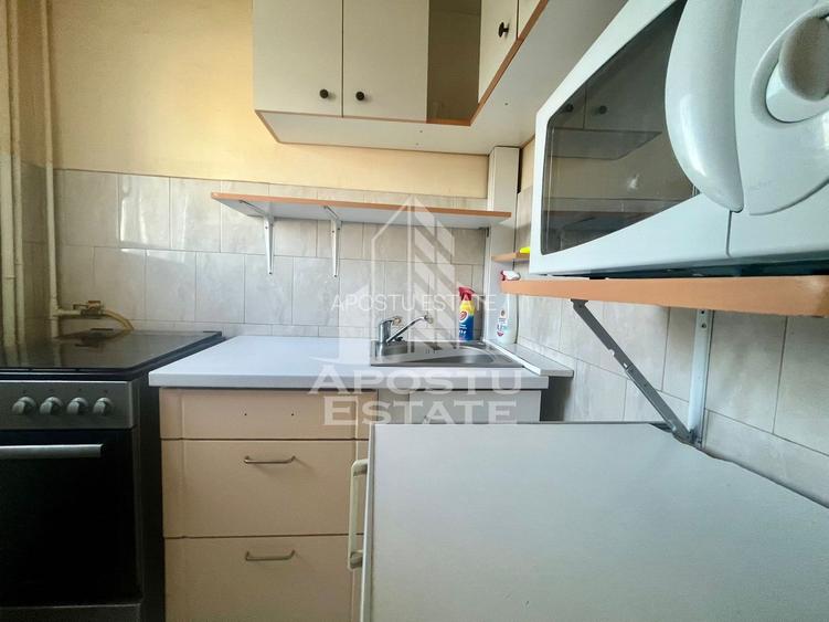 Apartament 1 camere, zona Micalaca 300 - 2