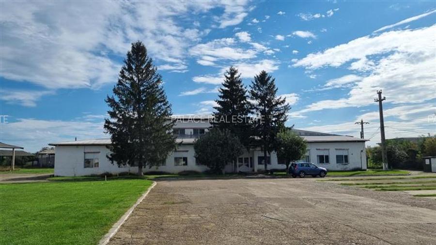 Hala industriala de vanzare in Harlau, 11.500 mp utili, teren 44.268 mp - 10