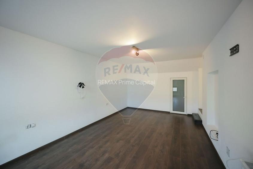 Casă 4 Camere cu Garaj, Construită de Proprietar, Cartier Episcopia - 23