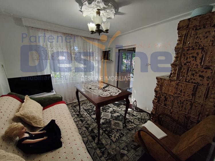 Casa batraneasca modernizata 74 mp + 73 mp anexe teren 585mp - 6