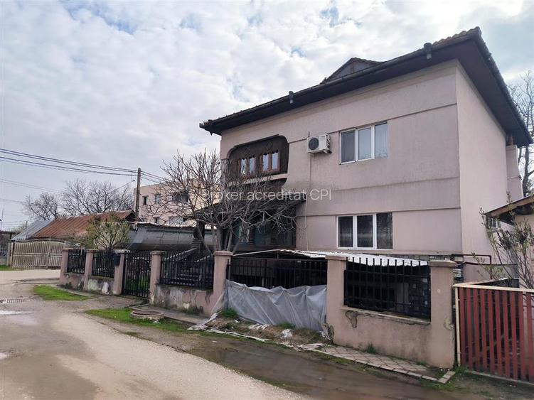 Ocazie!Vanzare casa in Mihailesti centru,toate utilitatile - 2