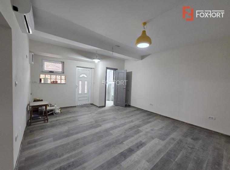 Apartament cu 2 camere cu curte proprie de vanzare zona - UTA - 4