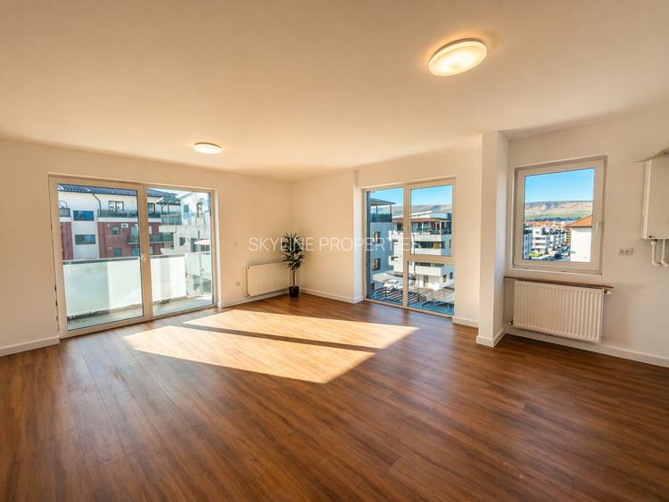 De Vanzare Apartament 3 camere Subcetate Floresti 72 mp cu 11 mp Terasa - 2