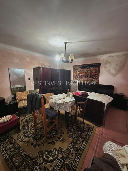 Casa cu teren de 331 mp Velenta - 5