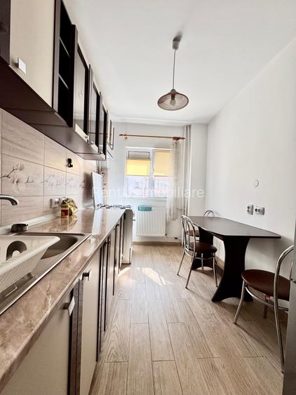 Dristor/Bd Rm Sarat/Bloc Reabilitat/Ap 2 Camere Decomandat la Cheie/ - 8