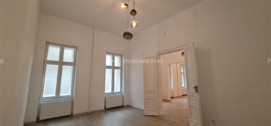 Spatiu 146mp pt. birouri, ultracentral vizavi de Primaria Arad - 13