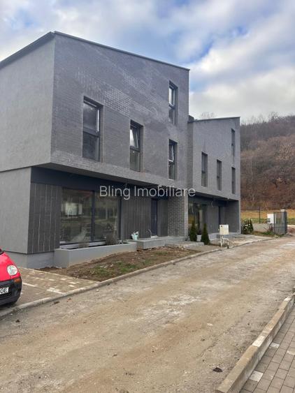 Casa tip duplex cu 5 camere 135mp utili zona Tauti  - 2