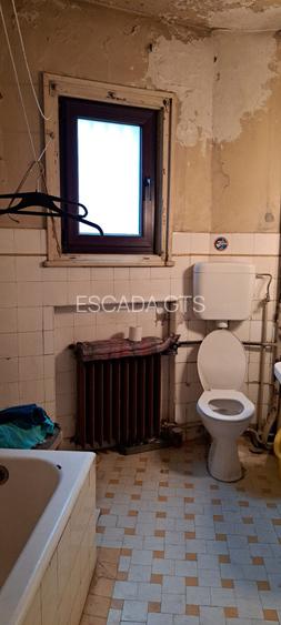 Rond Universitate - Universitate - 9