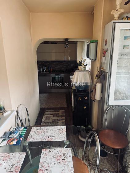 Vand 2 camere decomandat, partial mobilat- Plavat!!! - 4