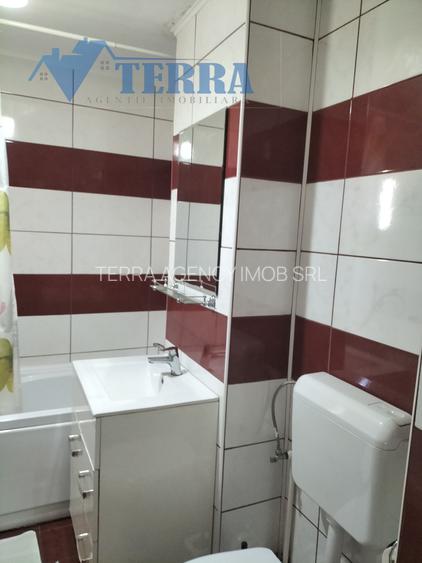 Garsonieră confort sporit, etaj 3, spațioasă și luminoasă - zona Robea - 9
