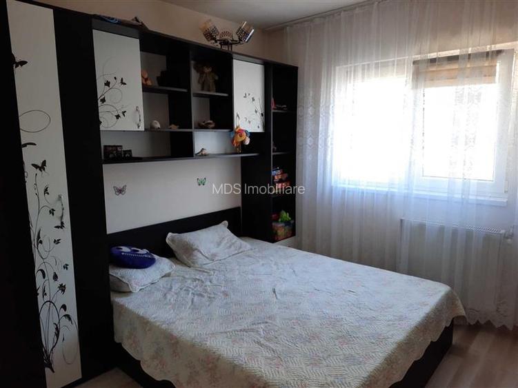 Mobilat si utilat la etajul 2 in bloc anvelopat - 6