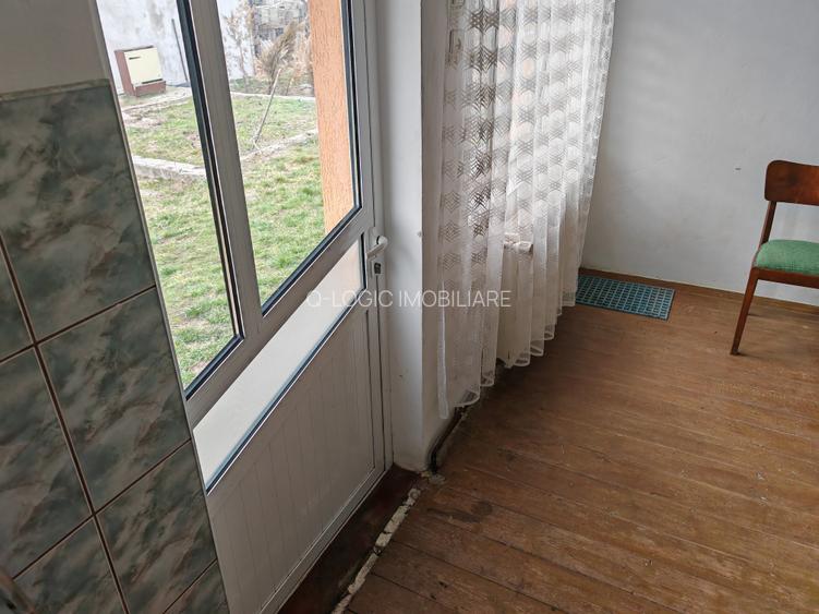 Casa 4 camere libera la vanzare HALCHIU - 12