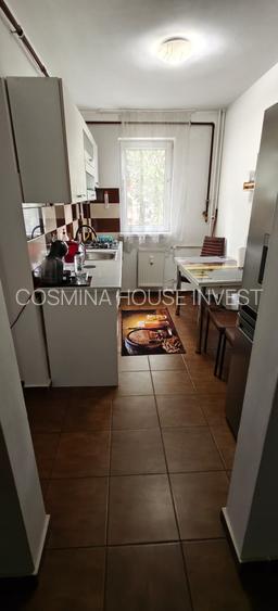 Vand in Nord,bloc cubulet ,et1,ap2camere decomandat,pret 68000 euro neogociabil. - 6